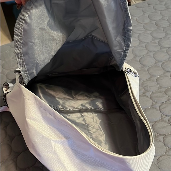 Chic Kawaii Light Gray Backpack with Chain and Ribbon Accents - Picture 3 of 13